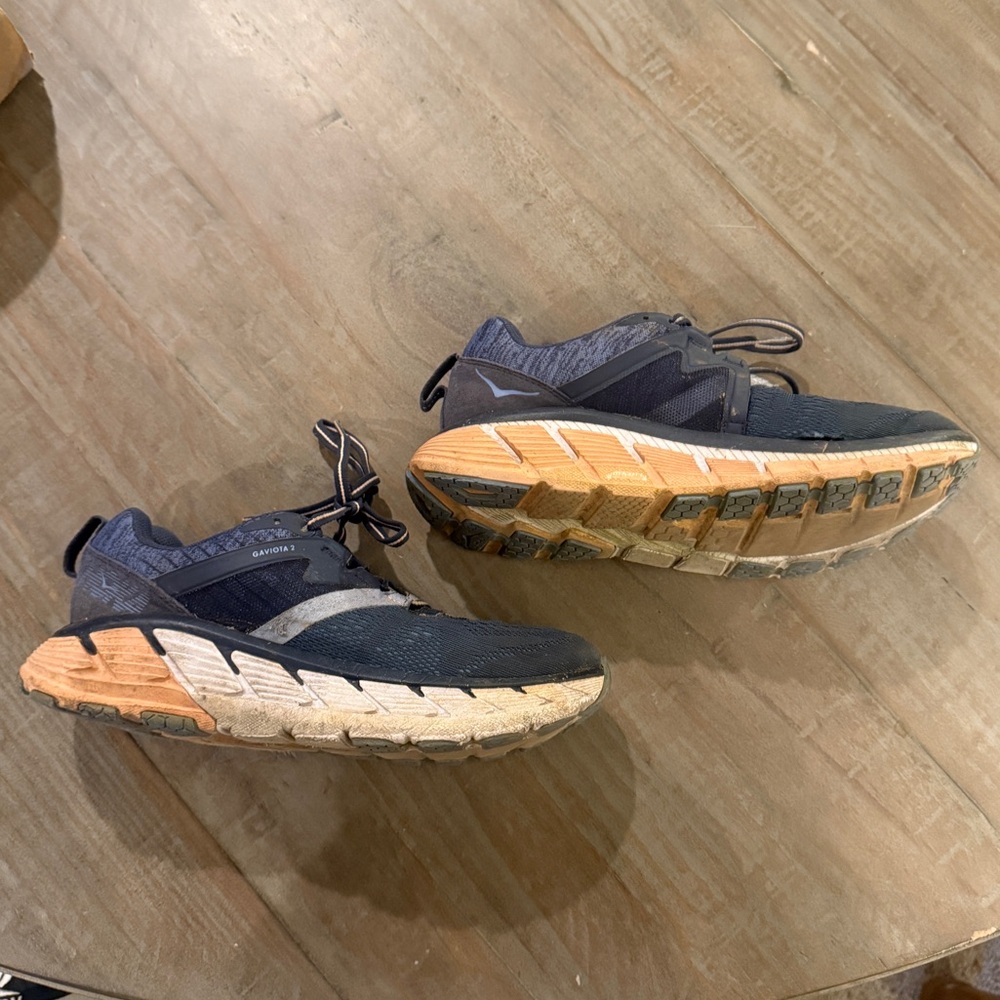 Hoka Gaviota 2 shoes